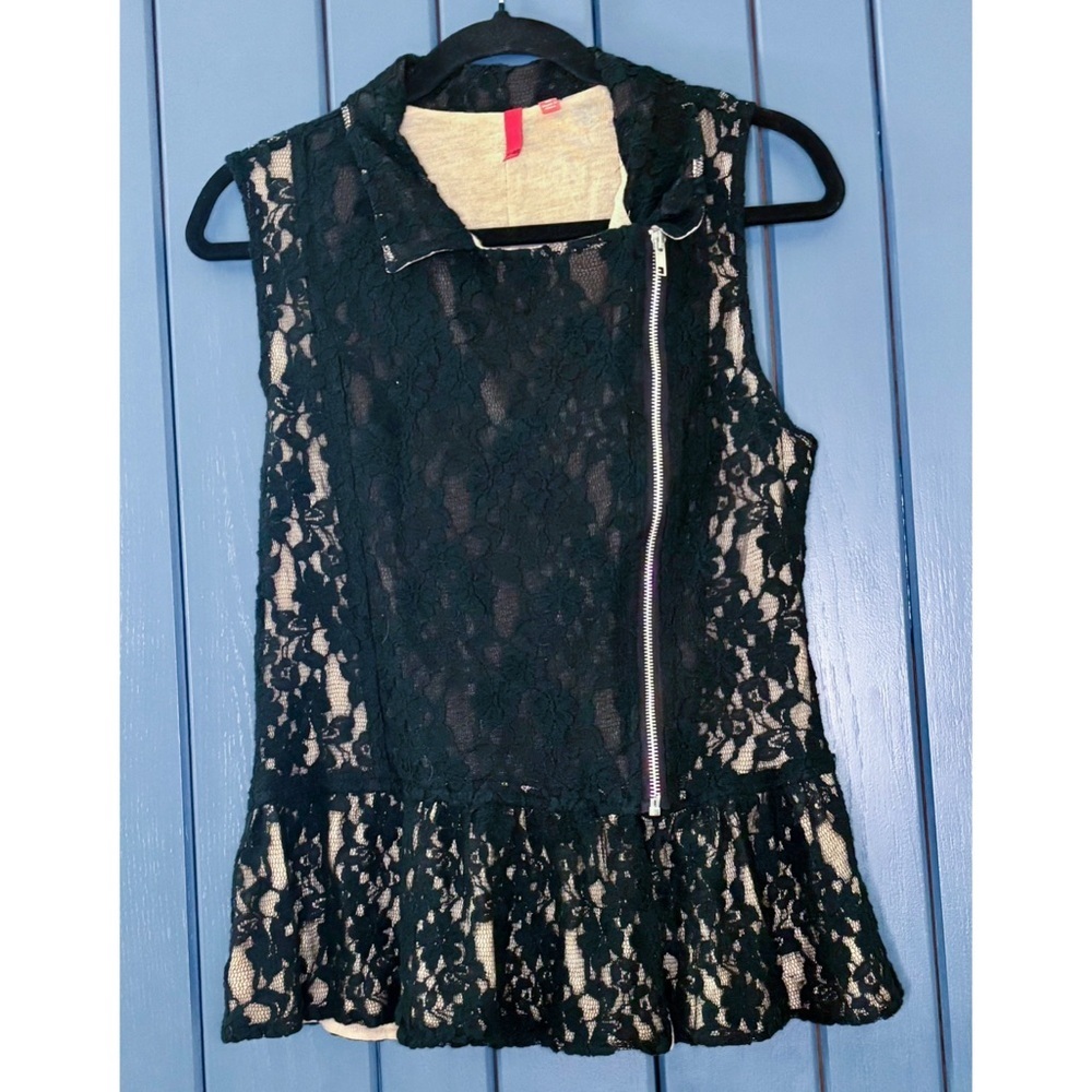 Black Lace Vest Peplum Top Juniors Medium Whimsigoth Y2K Dark Romance Goth Core
